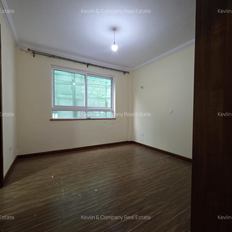 3 Bed Apartment with En Suite in Riverside - 15