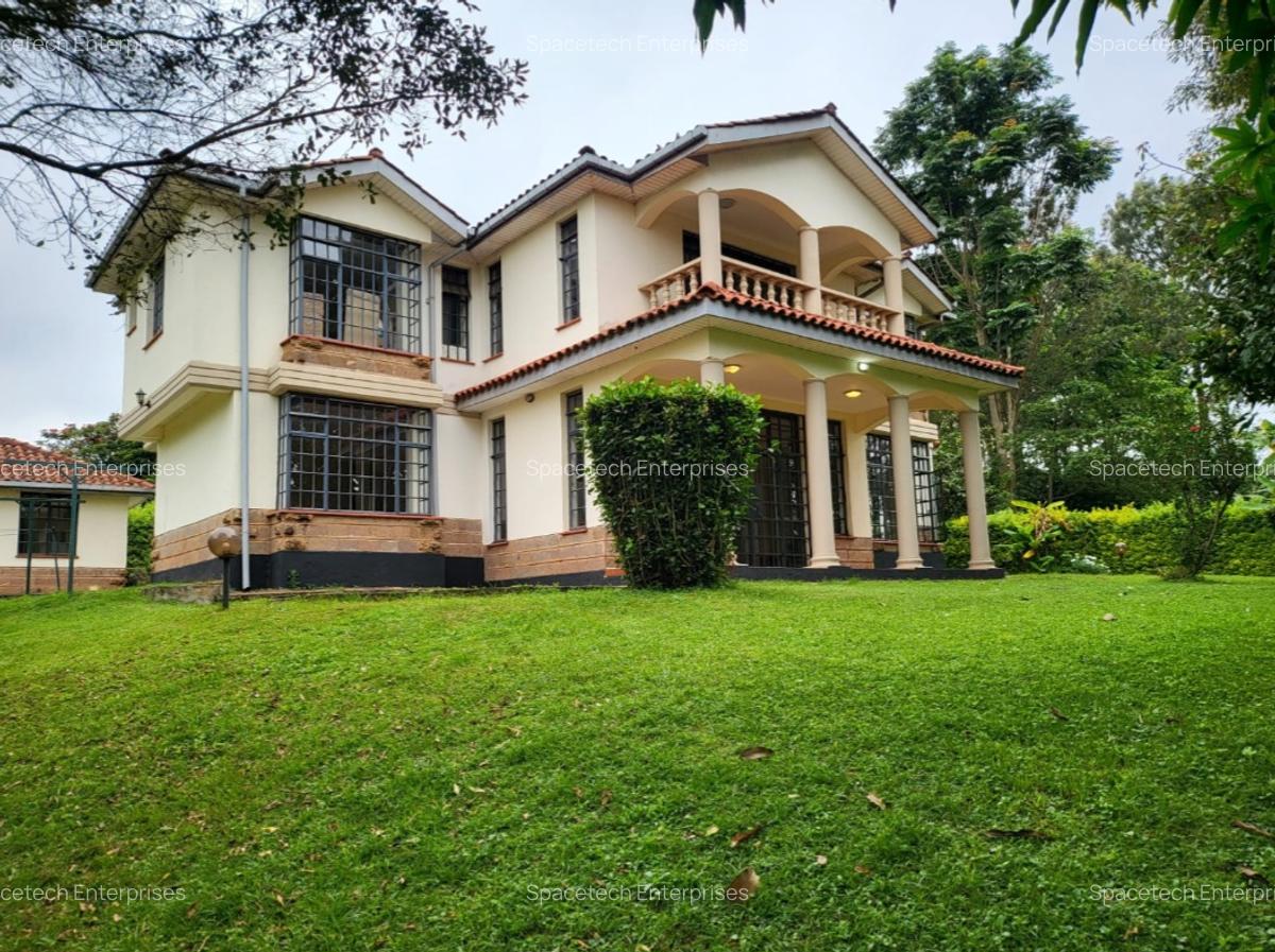 5 Bed Townhouse with En Suite in Rosslyn - 2