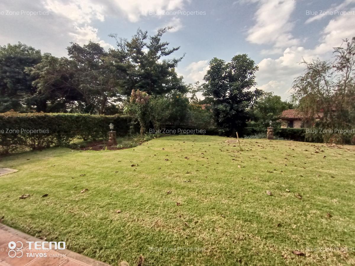 4 Bed Townhouse with En Suite at Windsor Ridgeways - 2