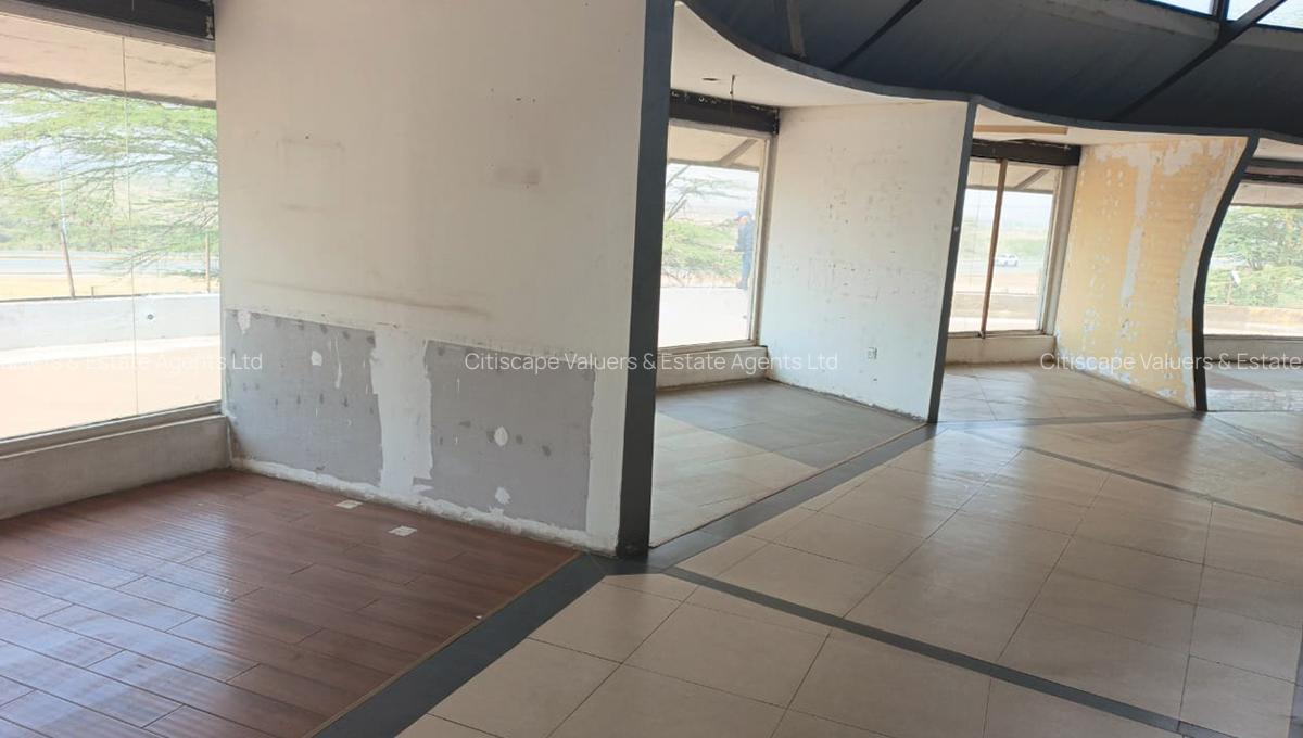 Commercial Property with Service Charge Included in Mombasa Road - 3