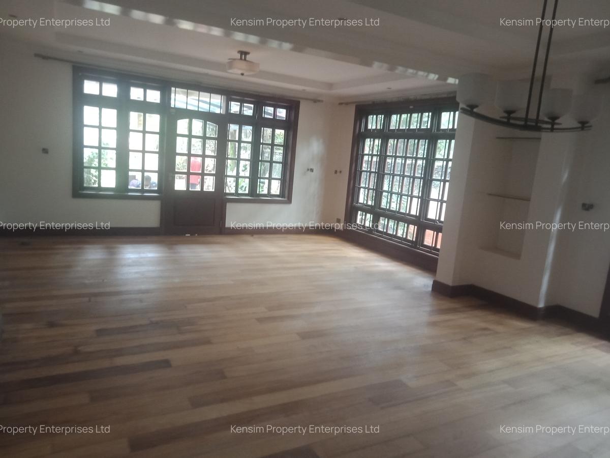 5 Bed House with En Suite in Loresho - 5