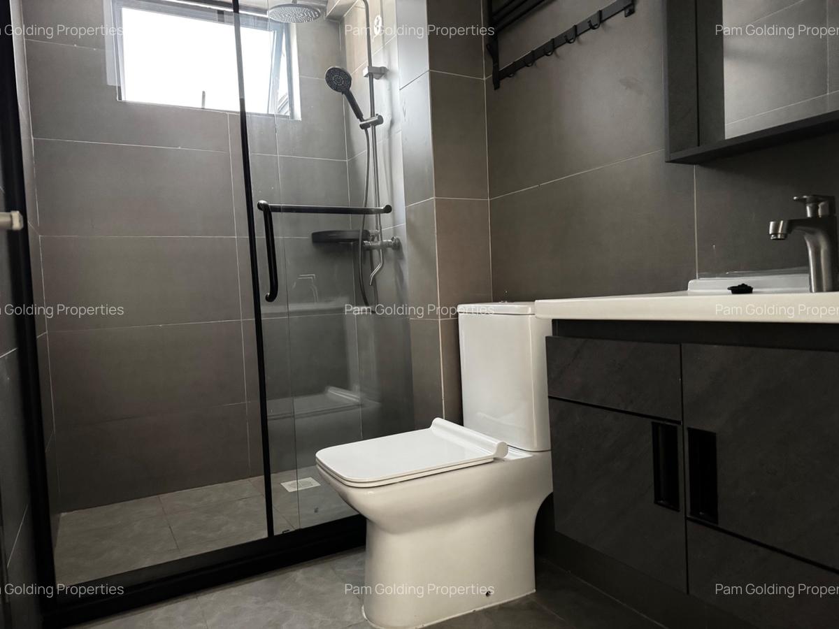 2 Bed Apartment with En Suite in Riverside - 18