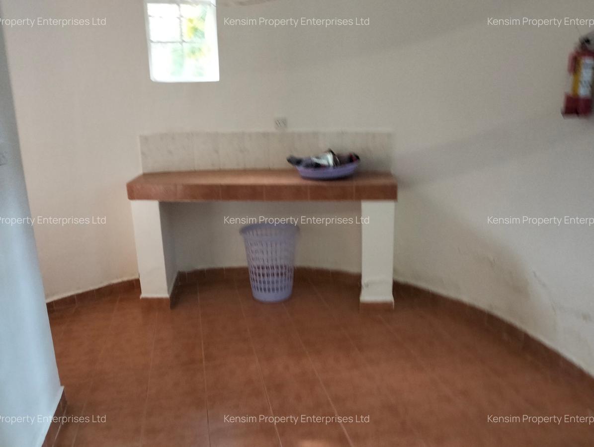 3 Bed Townhouse with En Suite in Spring Valley - 3