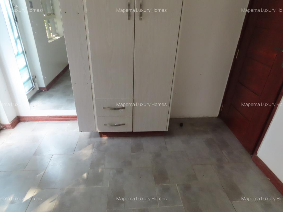 4 Bed House with En Suite at Silanga Road - 14