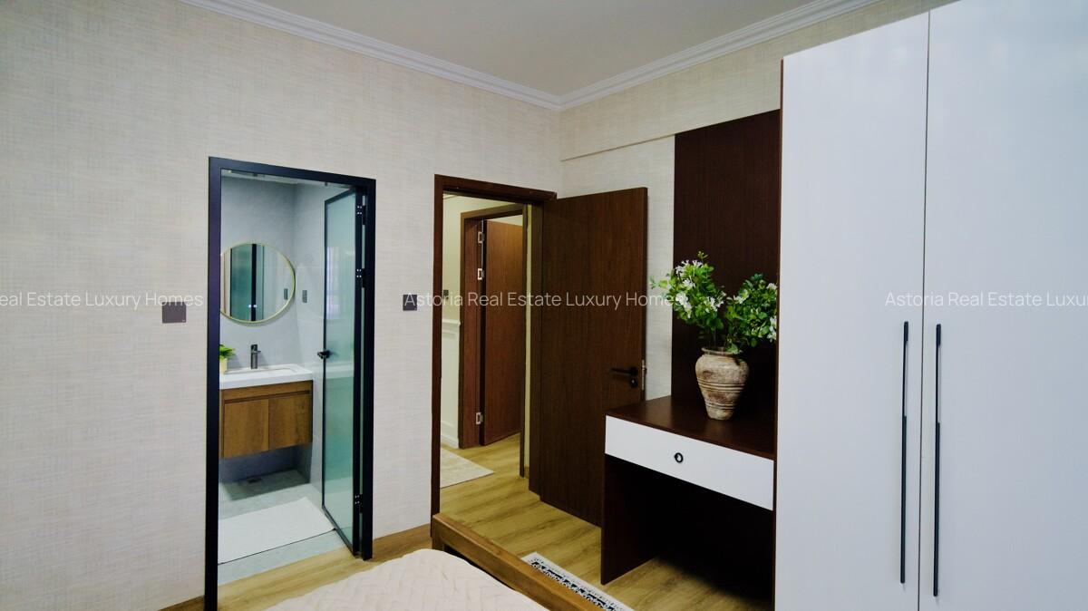 4 Bed Apartment with En Suite at 2026-129 4 Bed - 19