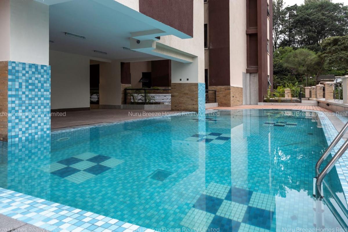 4 Bed Apartment with En Suite in Riverside - 19