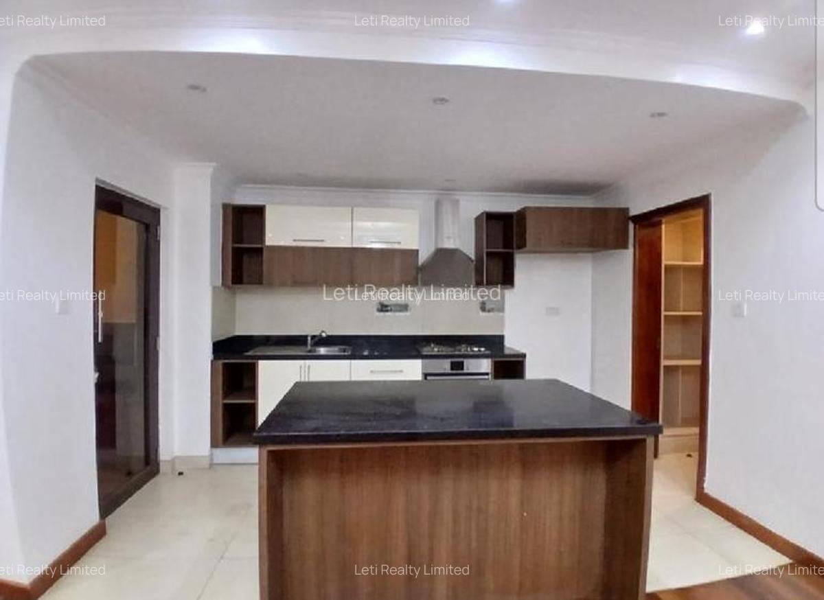 4 Bed Townhouse with En Suite in Kileleshwa - 4