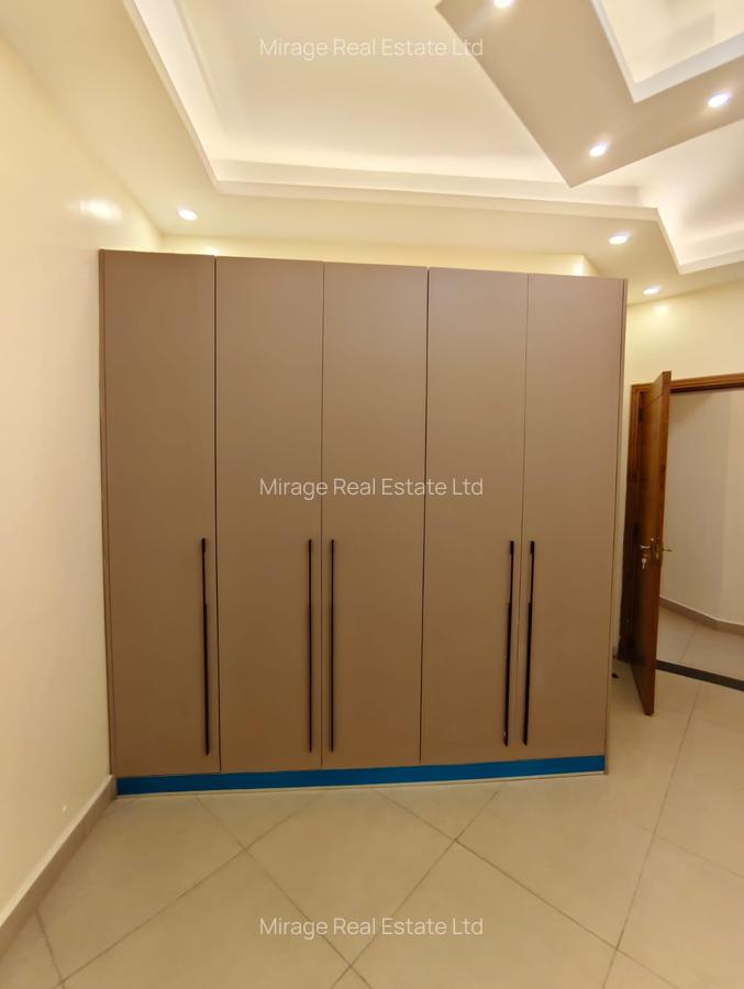 4 Bed Apartment with En Suite in Kilimani - 2