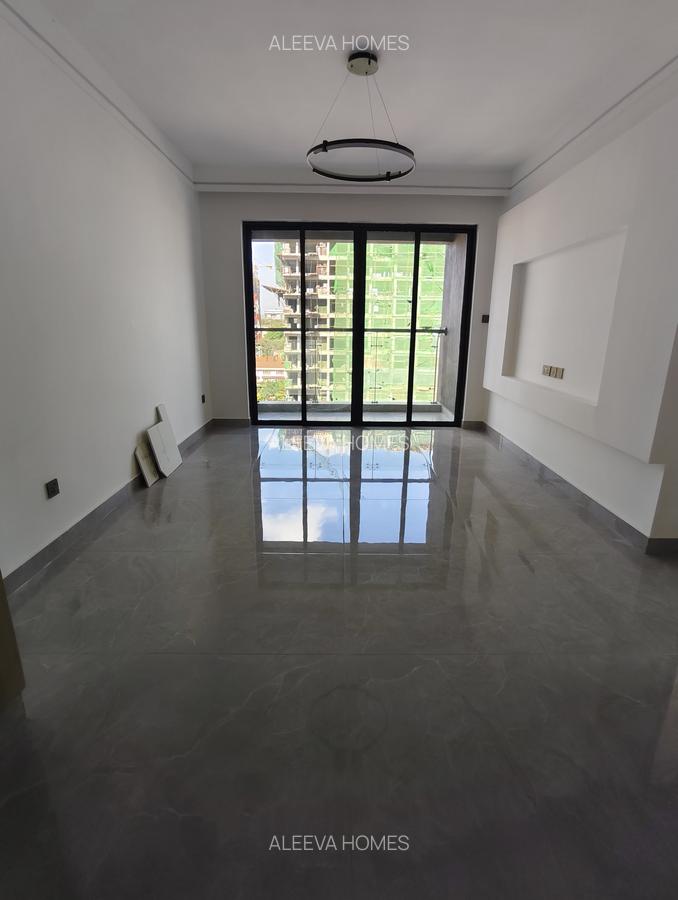 2 Bed Apartment with En Suite in Lavington - 12