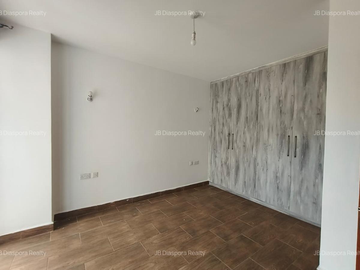 2 Bed Apartment with En Suite in General Mathenge - 4