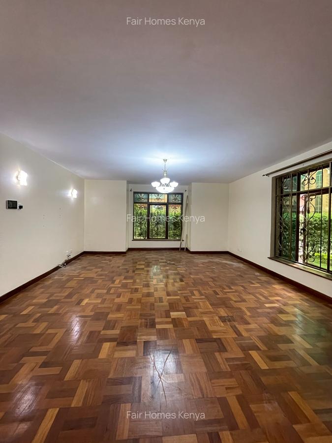 5 Bed Townhouse with En Suite at Othaya Road - 5