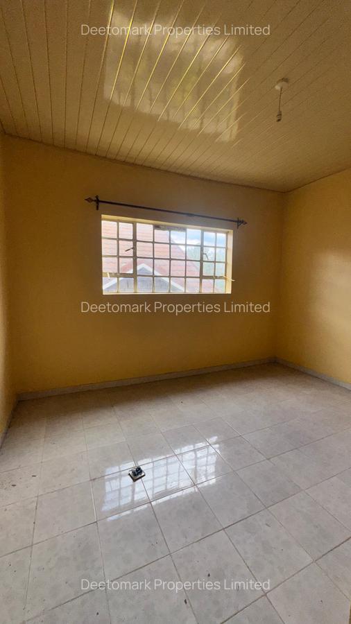 3 Bed House with En Suite at G56 - 13