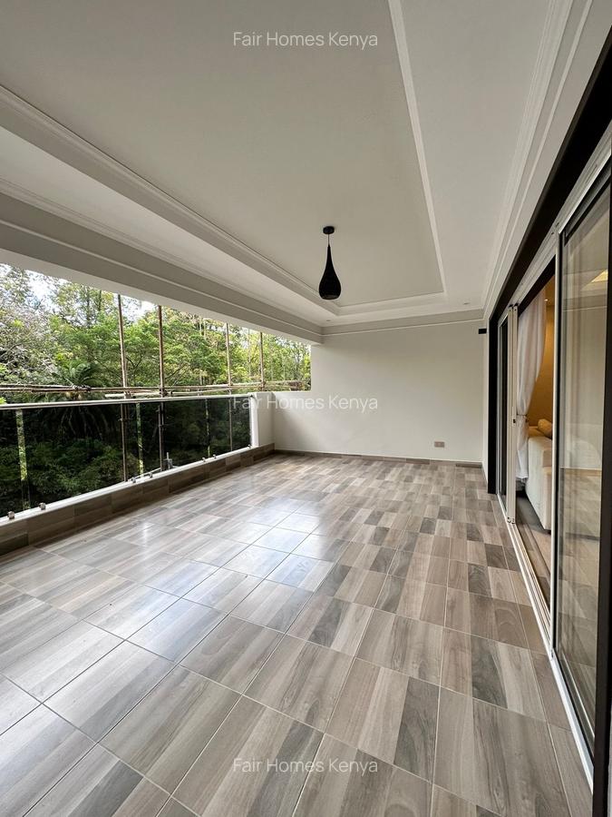 3 Bed Apartment with En Suite at Riverside Drive - 1