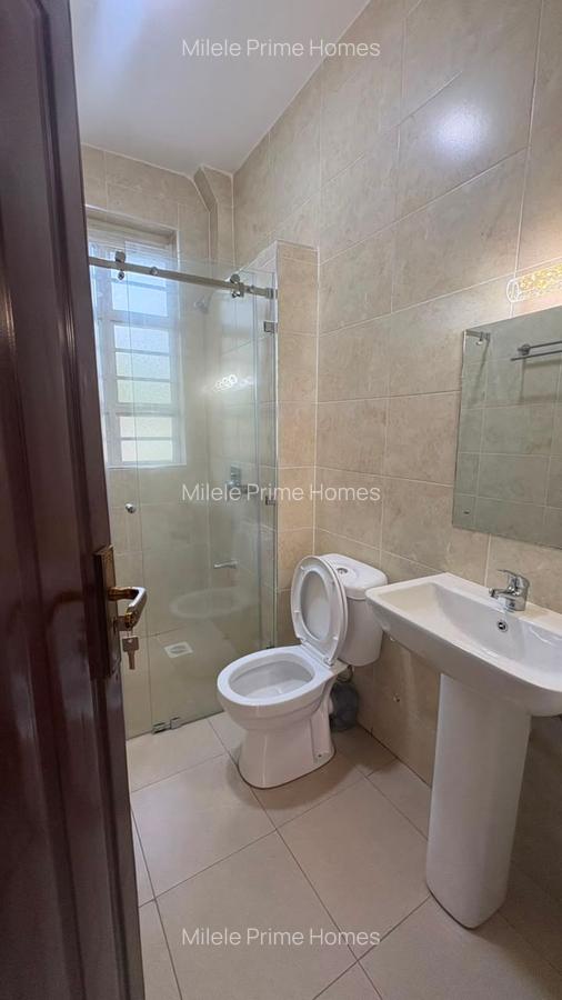 4 Bed Villa with En Suite at Garden Estate - 14