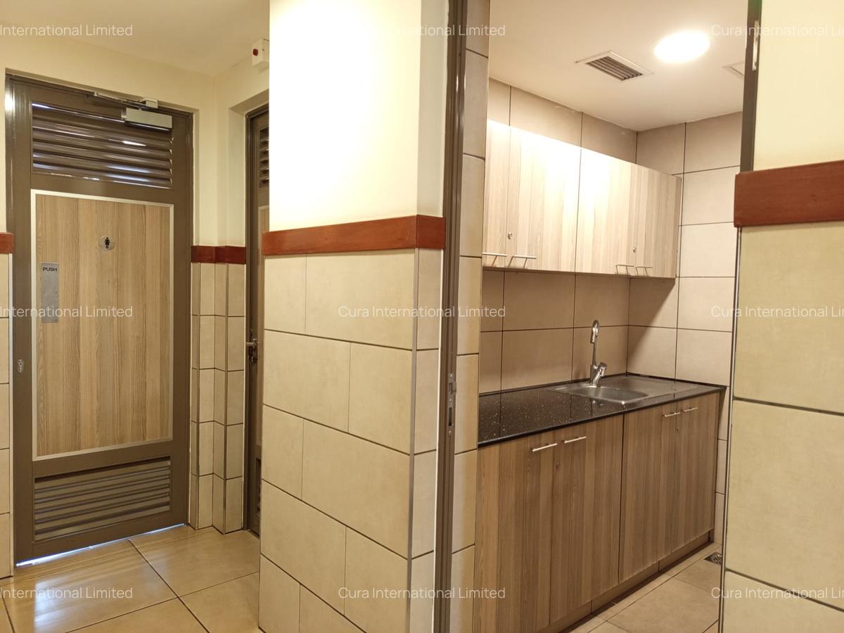 3,419 ft² Office in Westlands Area - 6