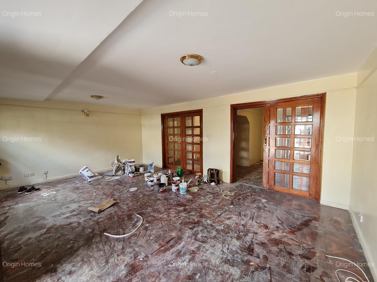 5 Bed Townhouse with En Suite at Westlands - 5