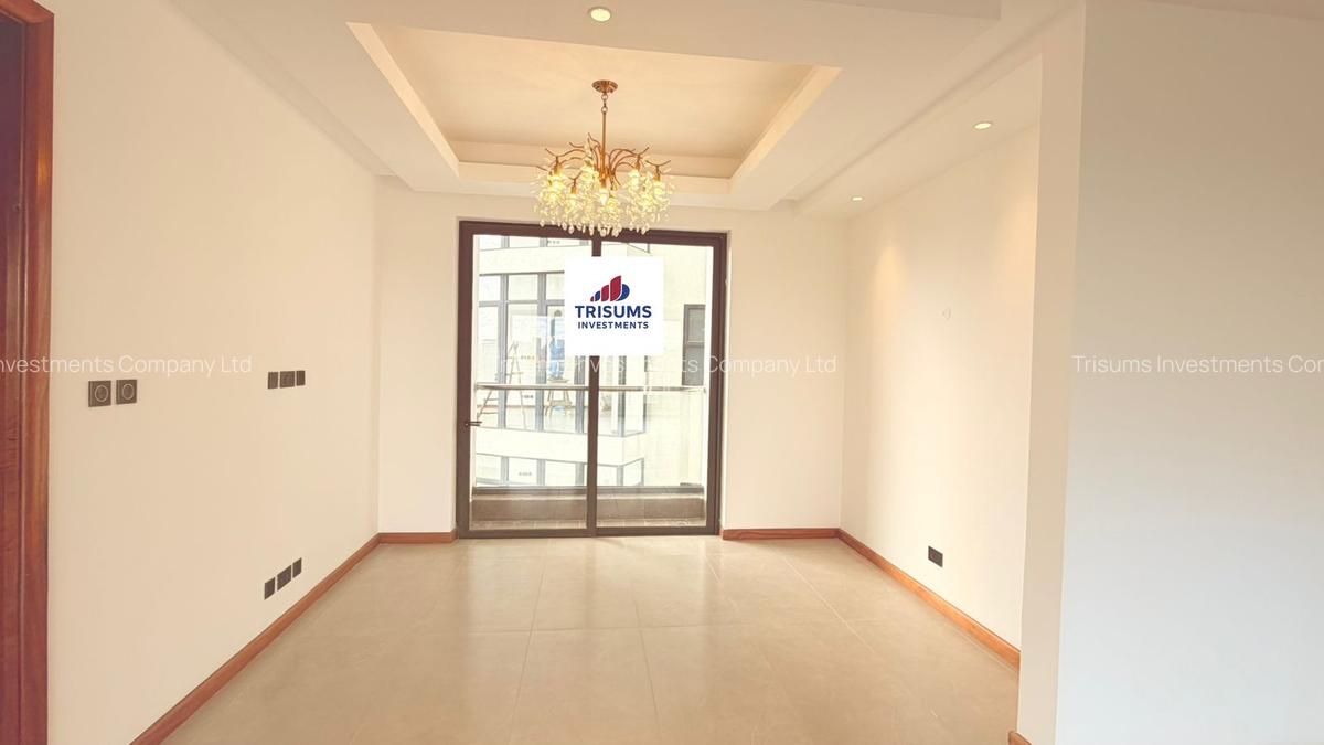 4 Bed Apartment with En Suite in Riverside - 9