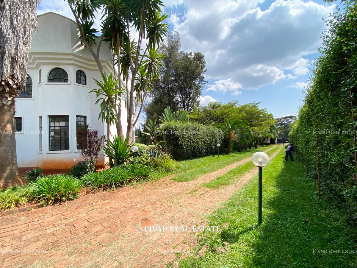 4 Bed House with Garden in Nyari - 9