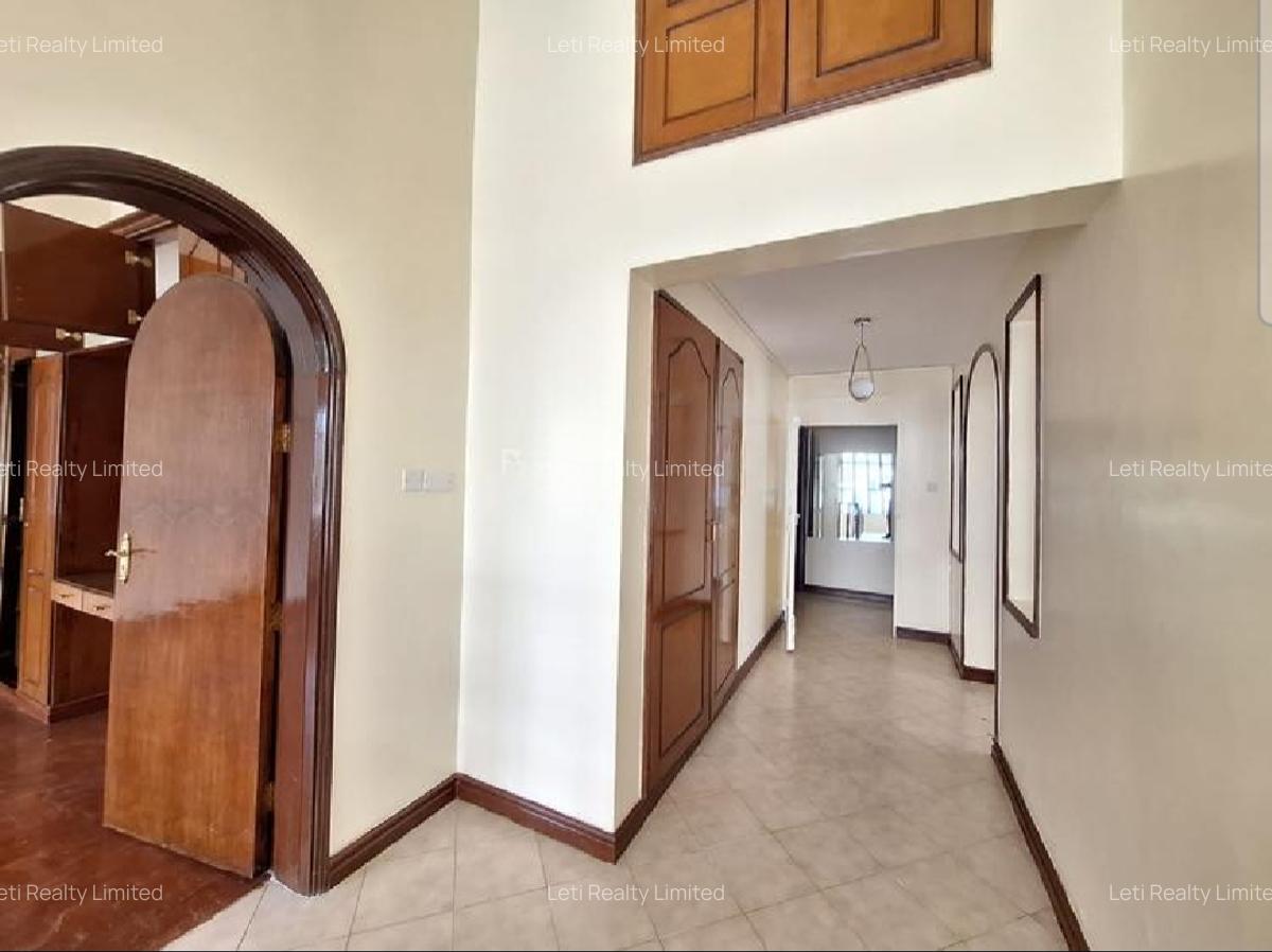 5 Bed Townhouse with En Suite in Riverside - 5