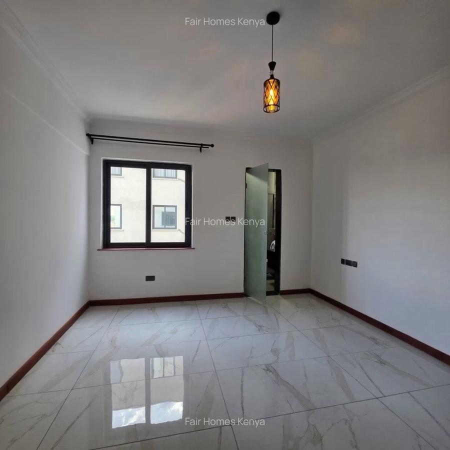 3 Bed Apartment with En Suite at Othaya Road - 8