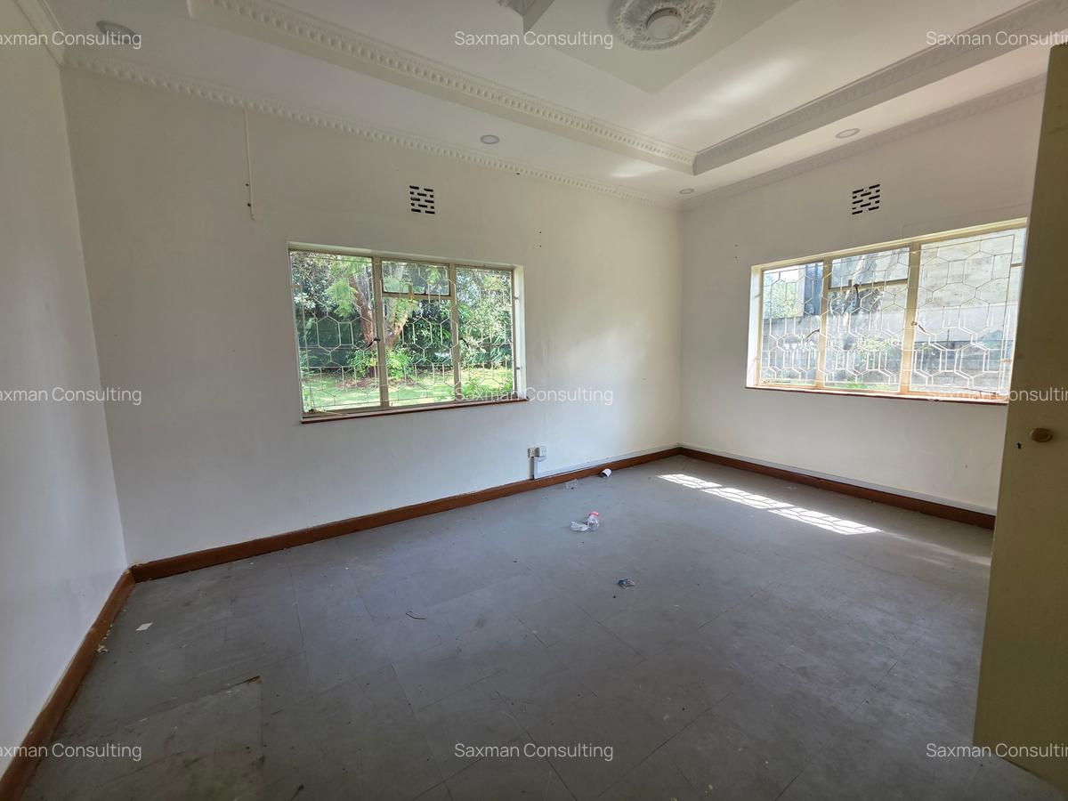Commercial Property with Service Charge Included in Lavington - 5
