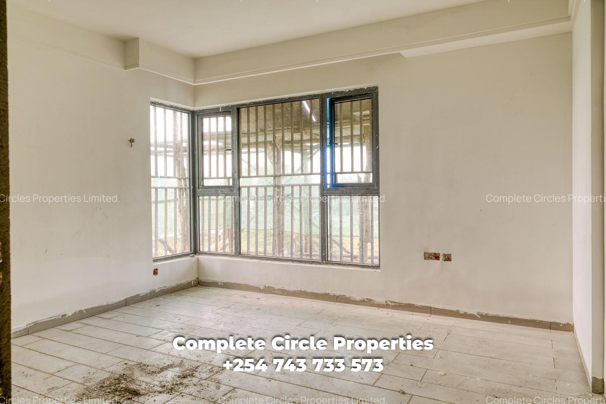 Studio Apartment with Swimming Pool at Mombasa Road - 4