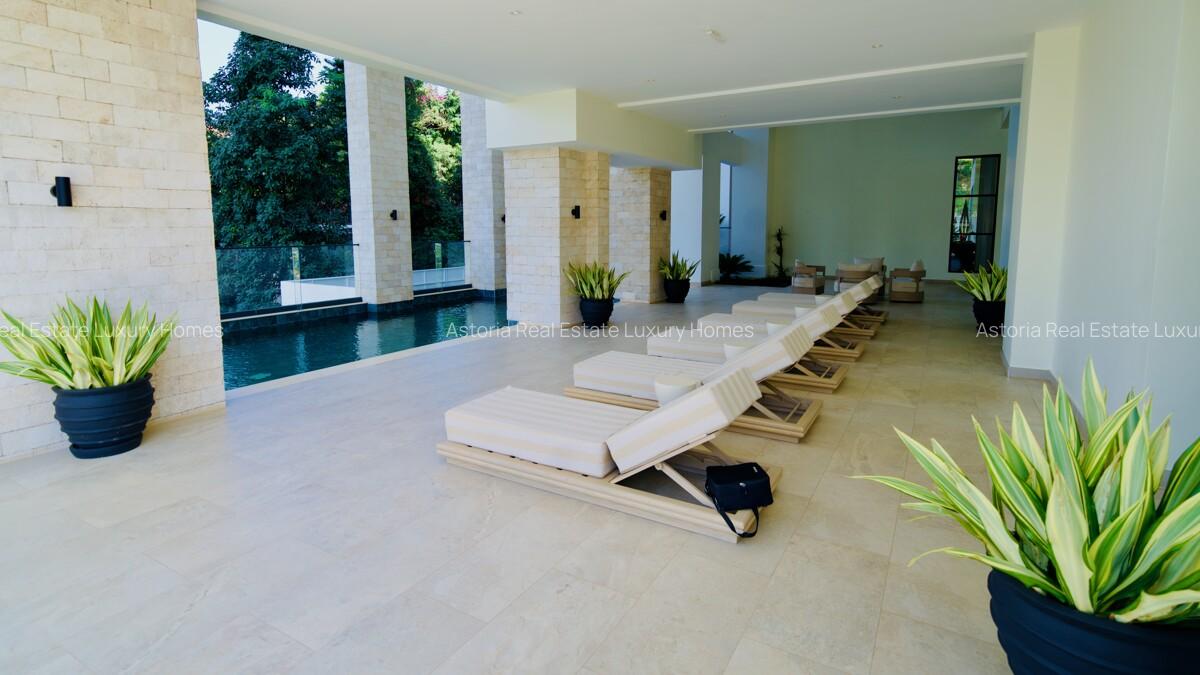 3 Bed Apartment with En Suite at 2026-385 - 7