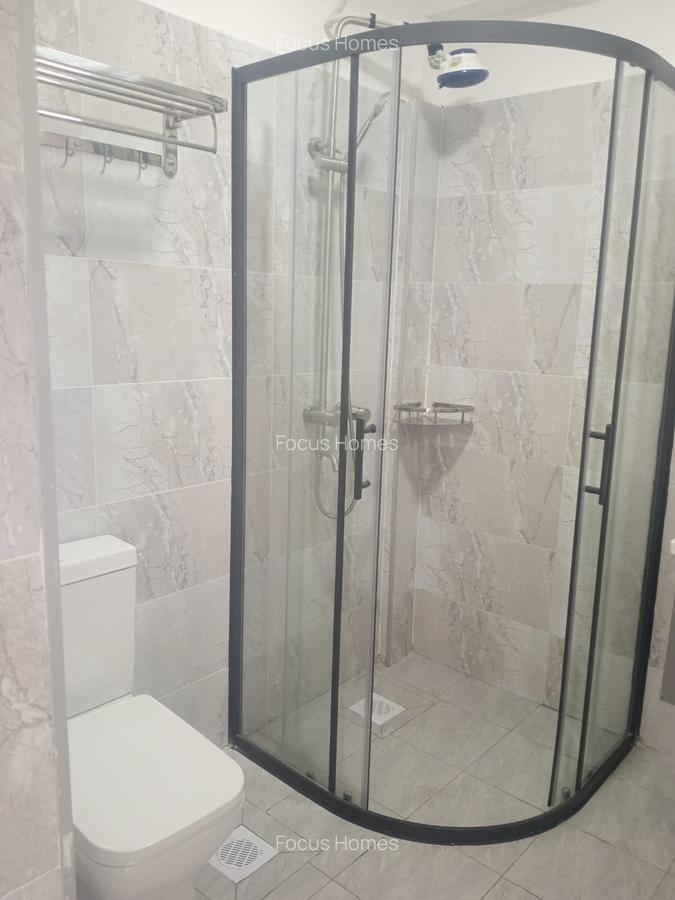 2 Bed Apartment with En Suite in Lavington - 16