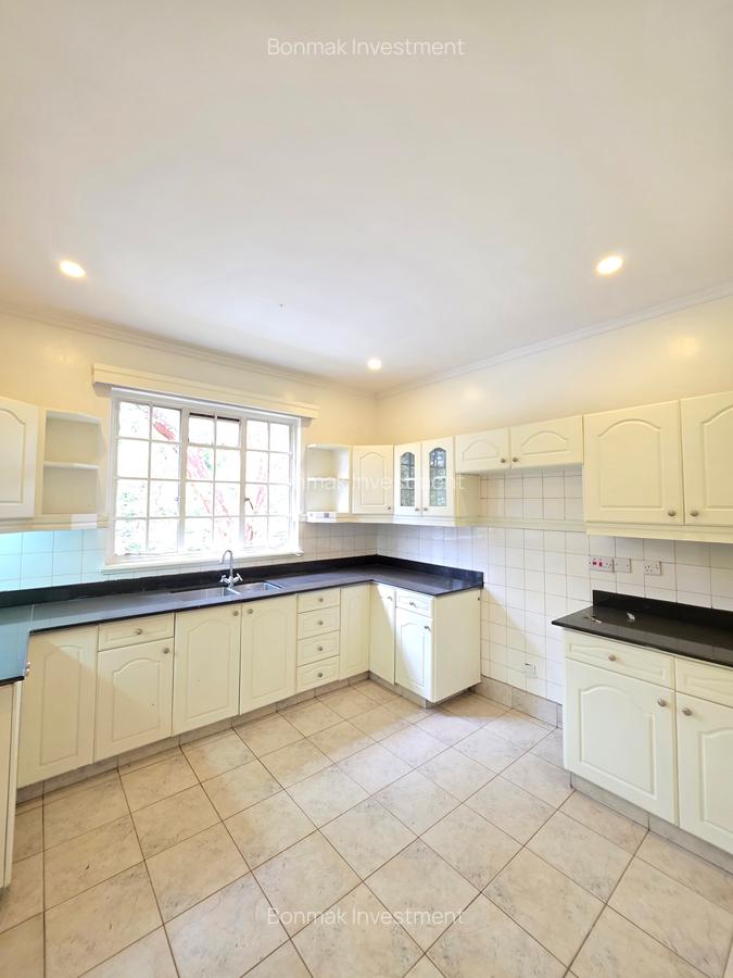 3 Bed Apartment with En Suite at Old Muthaiga - 5