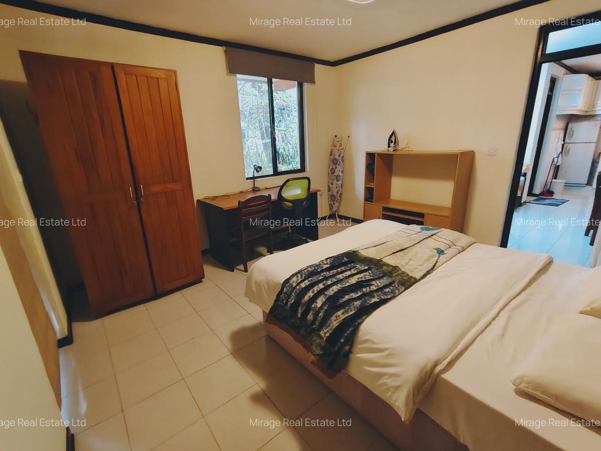 Serviced 1 Bed Apartment with Swimming Pool in Riverside - 8