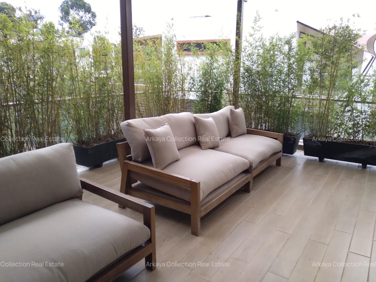 3 Bed Townhouse with En Suite in Lavington - 7