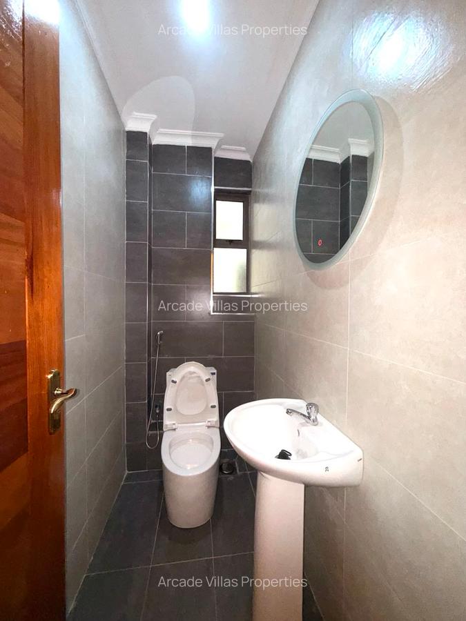 3 Bed Apartment with Staff Quarters in Kilimani - 6