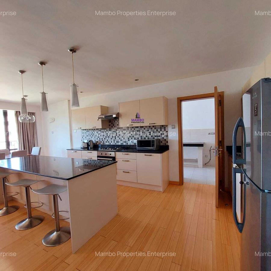Serviced 2 Bed Apartment with En Suite at Brookside Drive - 3