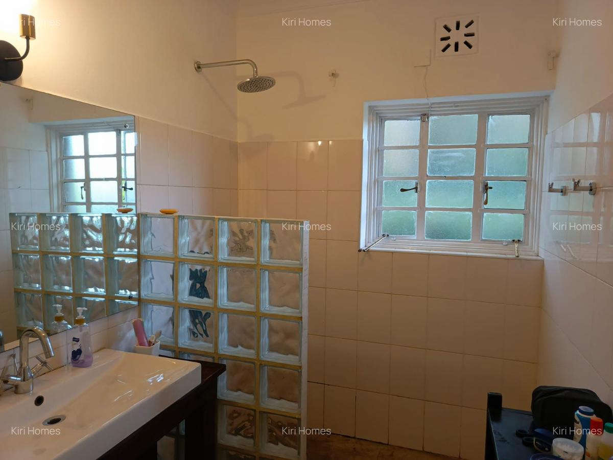 4 Bed Townhouse with En Suite in Muthaiga - 13