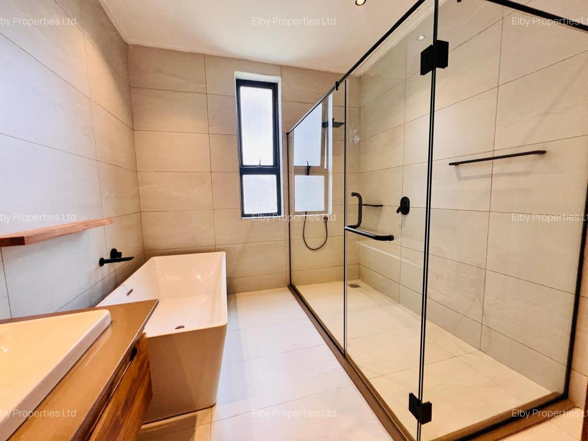 4 Bed Apartment with En Suite in Loresho - 11