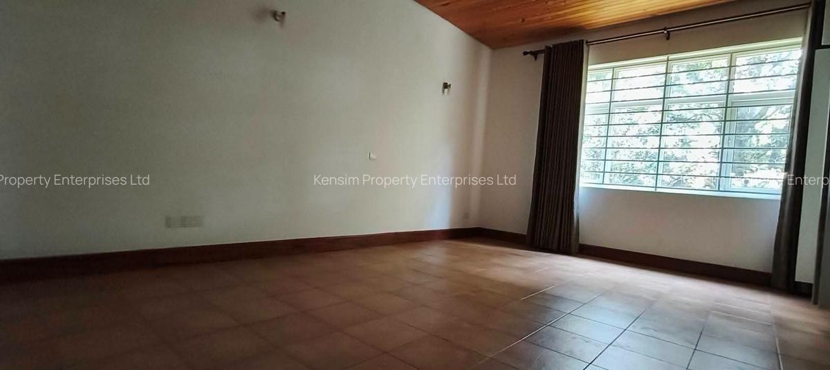 5 Bed Townhouse with En Suite in Rosslyn - 5