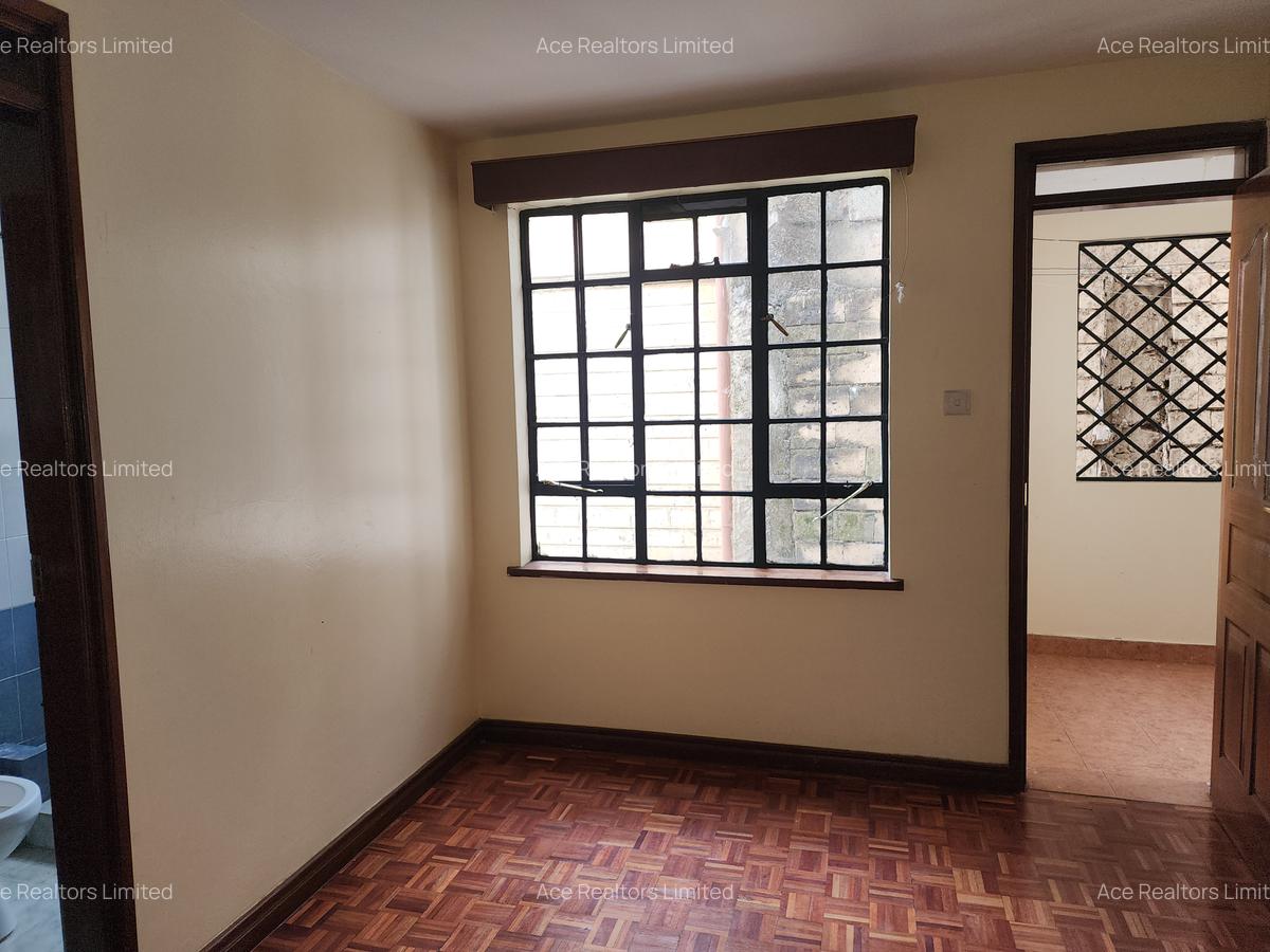 3 Bed Apartment with En Suite at Valley Arcade - 8
