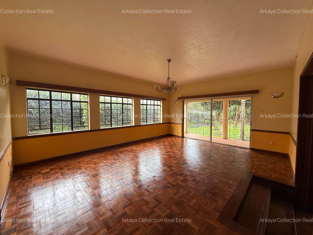 5 Bed House with En Suite in Runda - 5