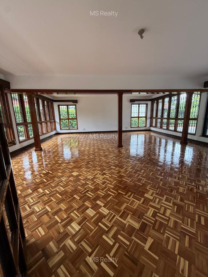 5 Bed House with En Suite in Gigiri - 3