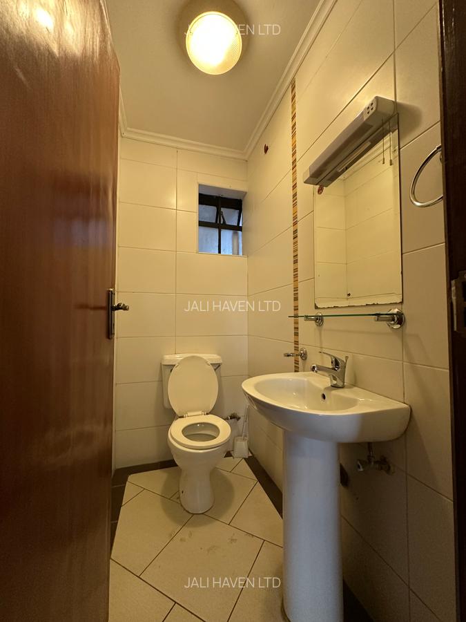 5 Bed Townhouse with En Suite in Kileleshwa - 5