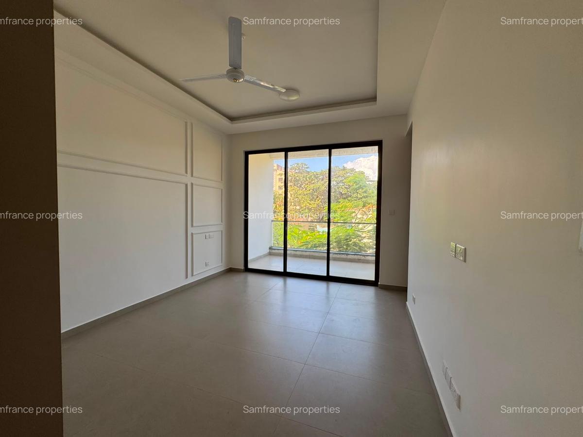 4 Bed Townhouse with En Suite at Lakers Road - 14