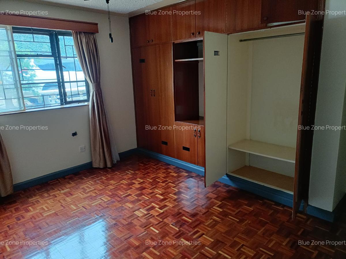 5 Bed House with En Suite at Off Runda Grove - 7