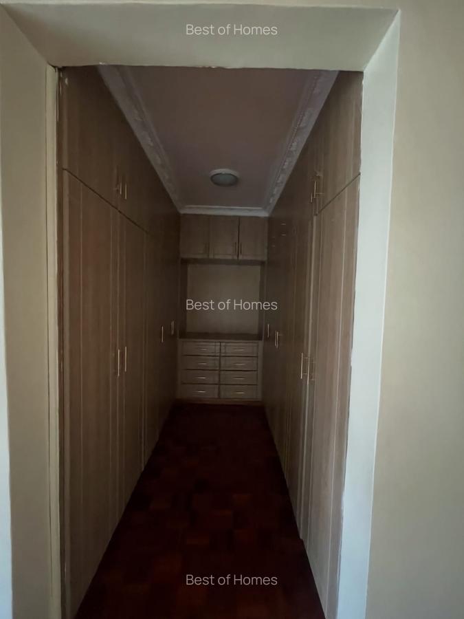5 Bed Townhouse in Lavington - 3