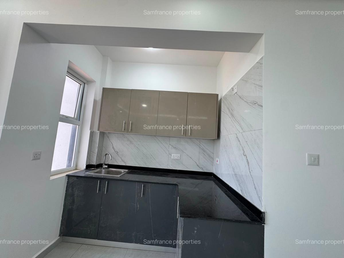 Serviced 1 Bed Apartment with En Suite at 1St Avanue - 8