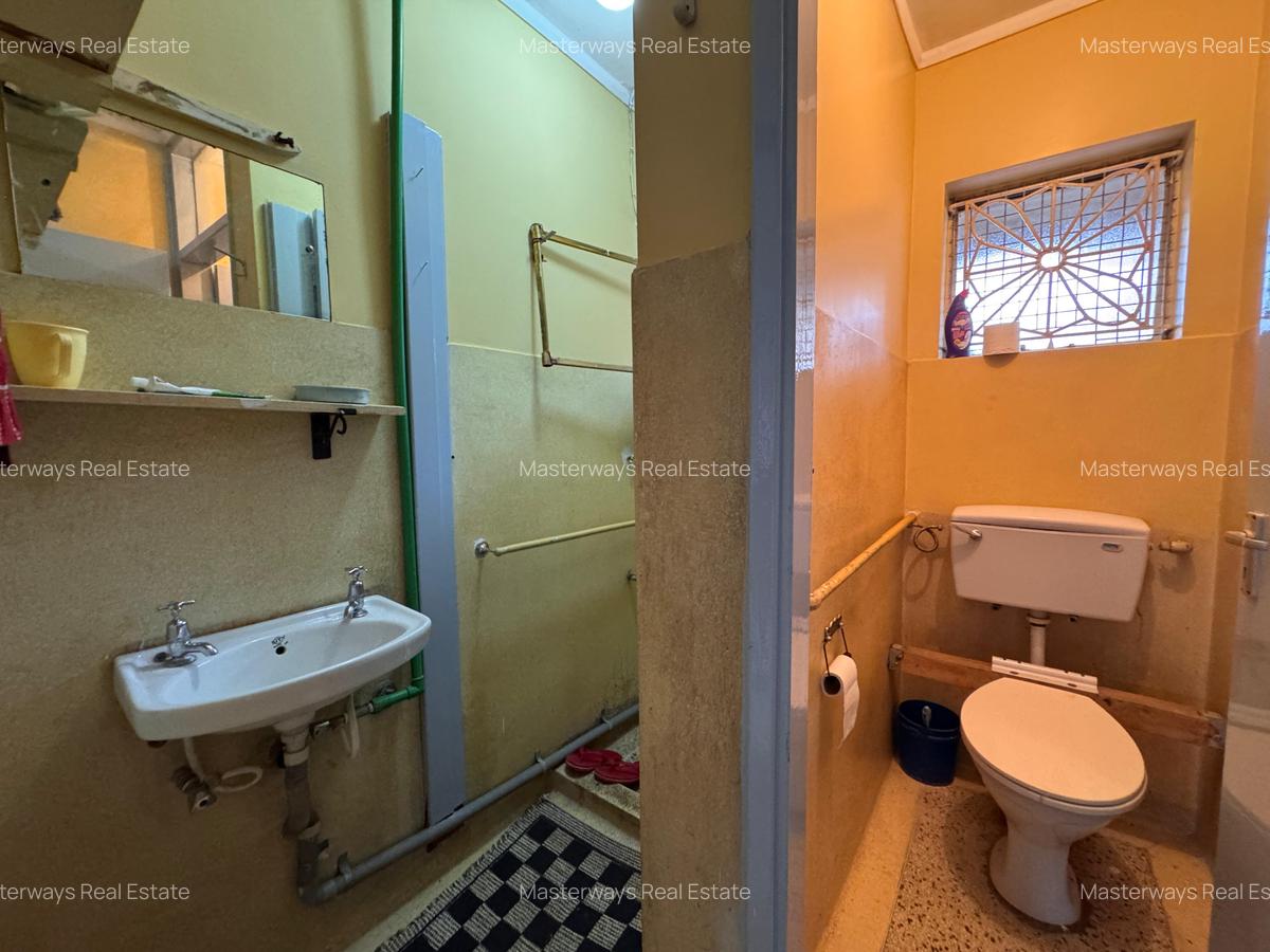 3 Bed House with Staff Quarters in Buruburu - 10