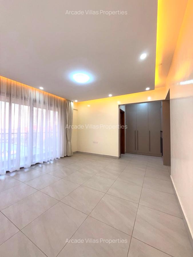 3 Bed Apartment with Staff Quarters in Kilimani - 9
