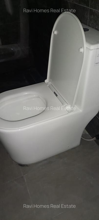 2 Bed Apartment with En Suite in Upper Hill - 16