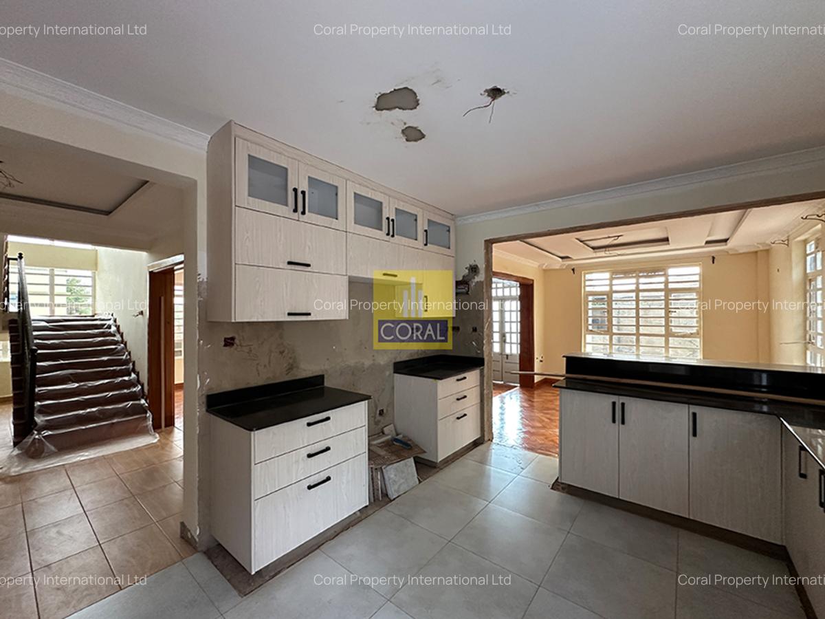 4 Bed House in Thika Road - 5