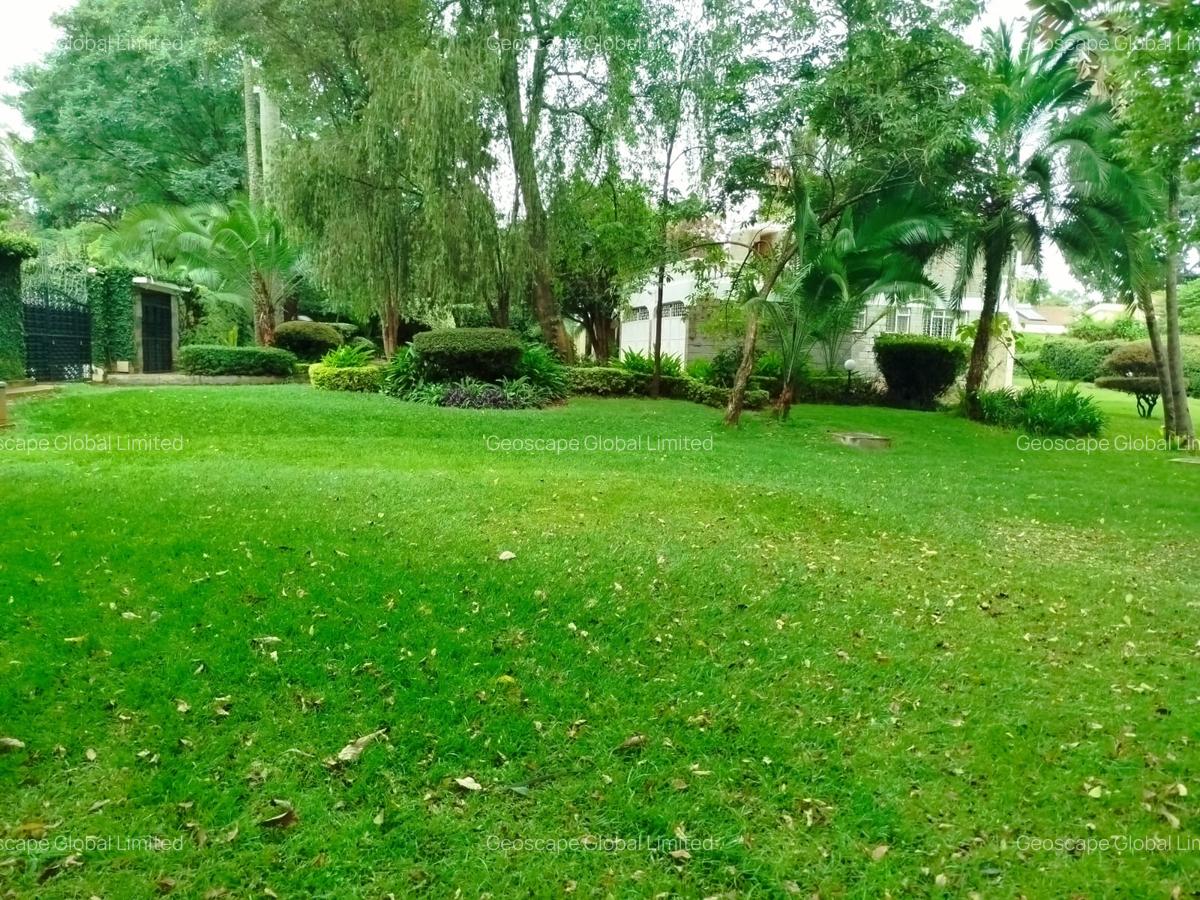 5 Bed House with En Suite in Muthaiga - 1