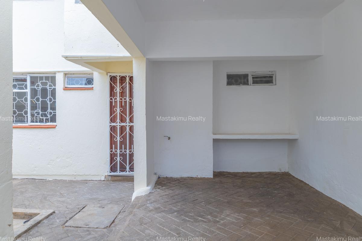 3 Bed House with Staff Quarters at Highway Court - 18